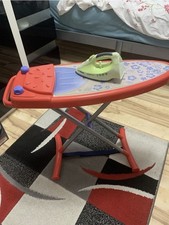 Paket Spielzeuge Bügeleisen Bügelbrett Staubsauger Arztkoffer Origami 5 Tlg.