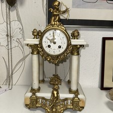 französische Portaluhr, antike Tischuhr, Kaminuhr, Säulenuhr