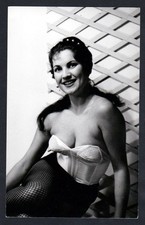 1960 Unterwäsche Brünette