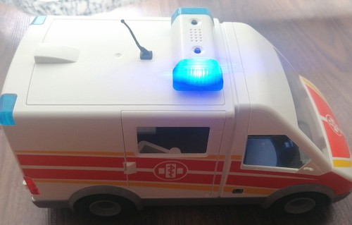 Playmobil 6685 krankenwagen - krankenwagen, +
