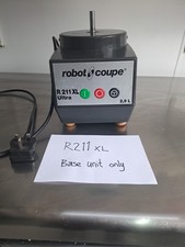 The Fabulous Robot Coupe R211