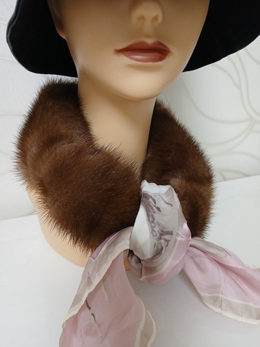 Fur scarf round - , neck