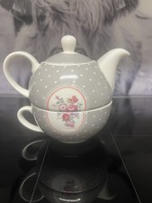 Kleine Teekanne Mit Tasse