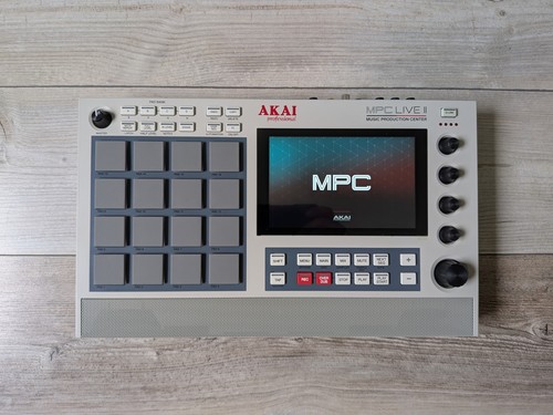Akai mpc live limited - live, 2