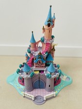 Disney Polly Pocket, Bluebird, Cinderella Schloss, 1995,   8 Figuren und Kutsche