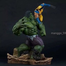 Hulk VS. Wolverine PVC Figure