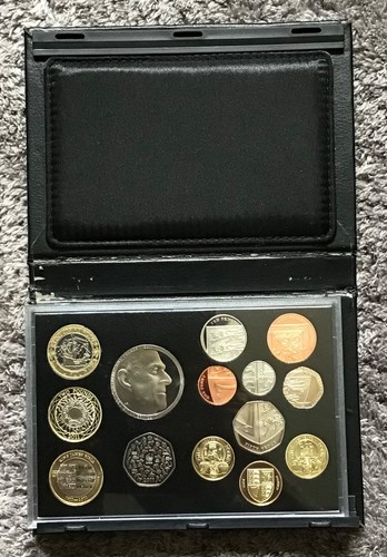 2011 royal mint deluxe - 2011, uk