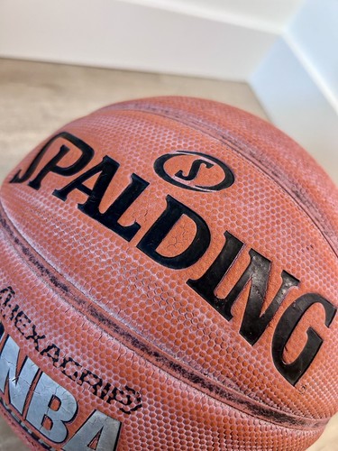 Nba spalding never flat - never,