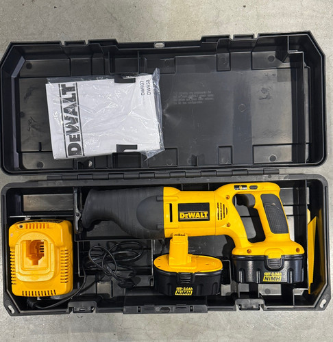 Dewalt dw938 akku säbelsäge - dewalt,