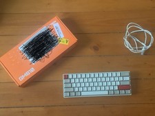 Newmen GM610 Gaming Keyboard Kabellos 60% Prozent Mechanische RGB Tastatur