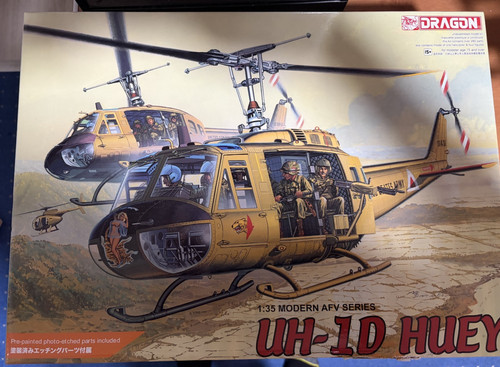 Dragon 3538 huey incl - dragon,