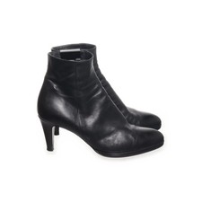 Enrico Antinori, Stiefeletten