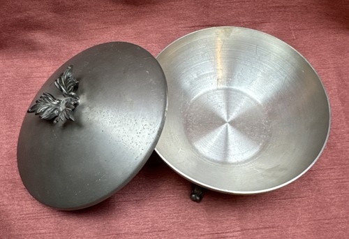Alte dose mit deckel rein - dose,