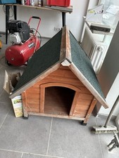 Schöne Hundehütte