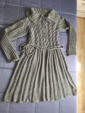 Handgestrickte Strickjacke Cardigan Handarbeit Zopfmuster Grau Wolle