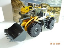NZG 1:50 12248127 Liebherr L 586 Wheel loader Radlader in OVP RR3249