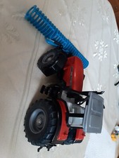 Spielzeugtraktor  Modell "Massey Ferguson 8280" mit abnehmbarem Frontgrubber