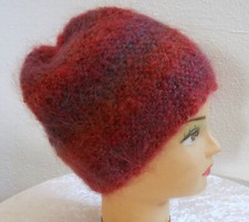 Tolle Mütze mit Mohair in "Weinrot-Lila", Gr. M, von Hand gestrickt