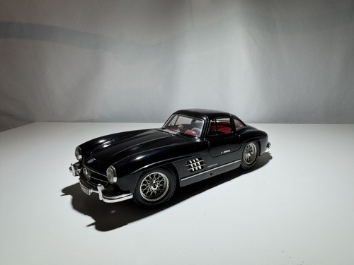Bburago mercedes benz - 1:18, mercedes-benz