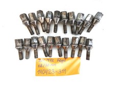 Volvo V70 I 3546899 Spannschrauben Bolzen Radschrauben