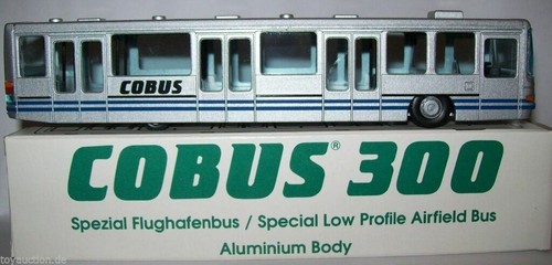 Cobus 300 flughafenbus - 300, h0