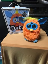 Furby Hasbro  Orange Gelb Blau