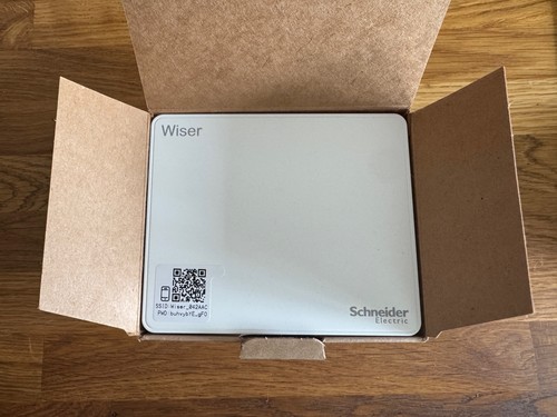 Schneider electric wiser hub - electric,