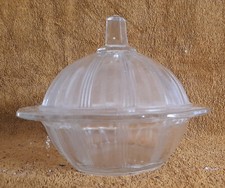 kleine Konfektschale mit Deckel