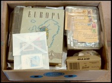 WUNDERKISTEN, NACHLÄSSE Sammlern.lass im Bananenkarton, reichhaltig