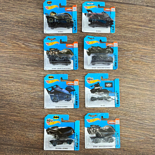Hot wheels batman batmobile - hot,