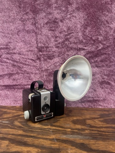 Vintage kodak brownie hawkeye - vintage,