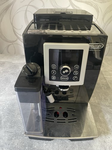 Kaffeevollautomat delonghi - ,