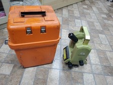 Leica Wild T3000 Theodolite