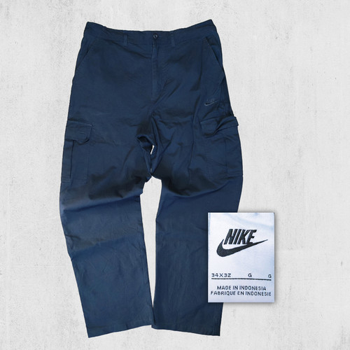 Nike Cargo Baggy Pants??