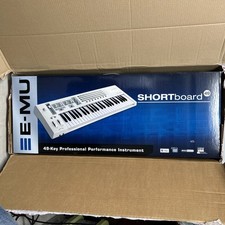 Emu Short Board Neu in OVP