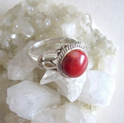 Ring mit koralle - ring,