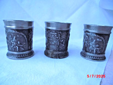 3  kleine Zinnbecher, Schnapsbecher, Pinnchen, Postillion, Wein,  Höhe 5,5 cm