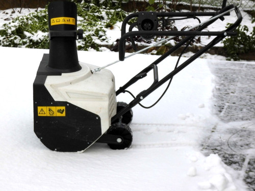 Schneefräse elektrisch von