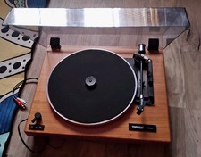 Thorens Plattenspielerv TD 240