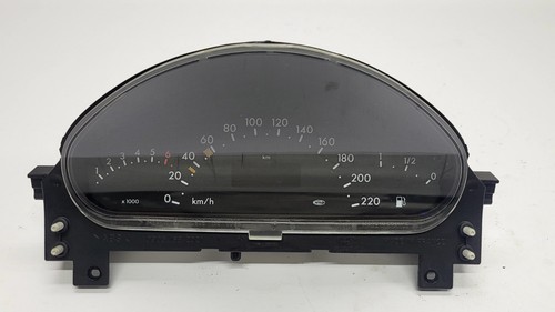 Mercedes w168 tachometer - mercedes,