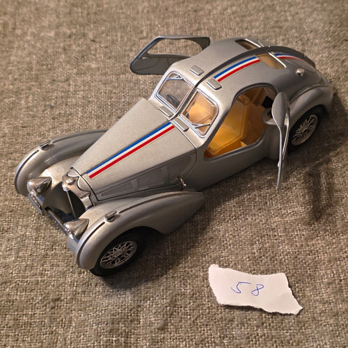 Bburago bugatti atlantic 1936 - bburago,