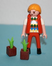 Playmobil Ersatzteil Figur aus 4483 Cityvan Familienauto Frau Blumentöpfe