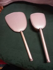 Bürste und Spiegel  alt für