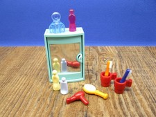 Schrank mit Zubehör aus 5330