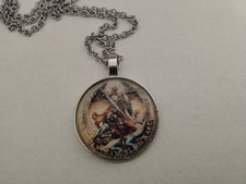 Halskette mit Anhänger Amulett / ENGEL DRACHEN