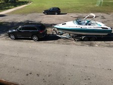 Motorboot gebraucht mit Trailer