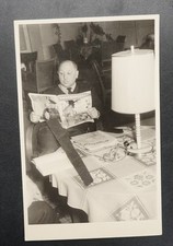 Foto Portrait Mann DDR Zeitung Eulenspiegel Tischlampe Möbel Gera Magazin Model