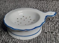 Porzellan Teesieb und Auffangschale