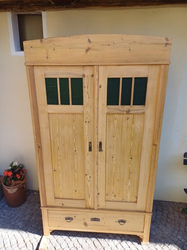 Antiker kleiderschrank - antiker,