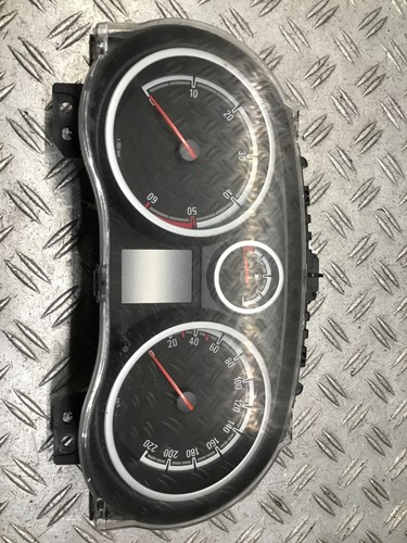 Tacho opel corsa 1 3 - tacho, d